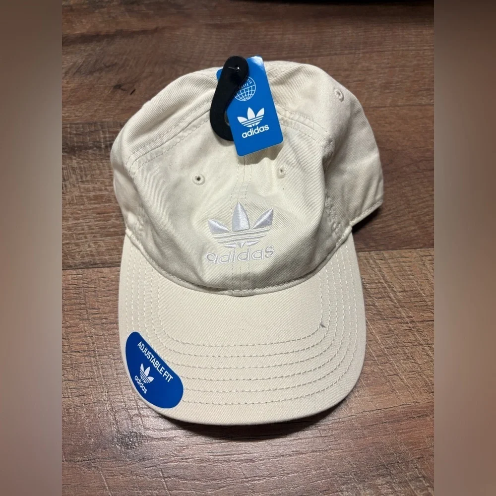NWT Adidas Adjustable Strapback Hat
